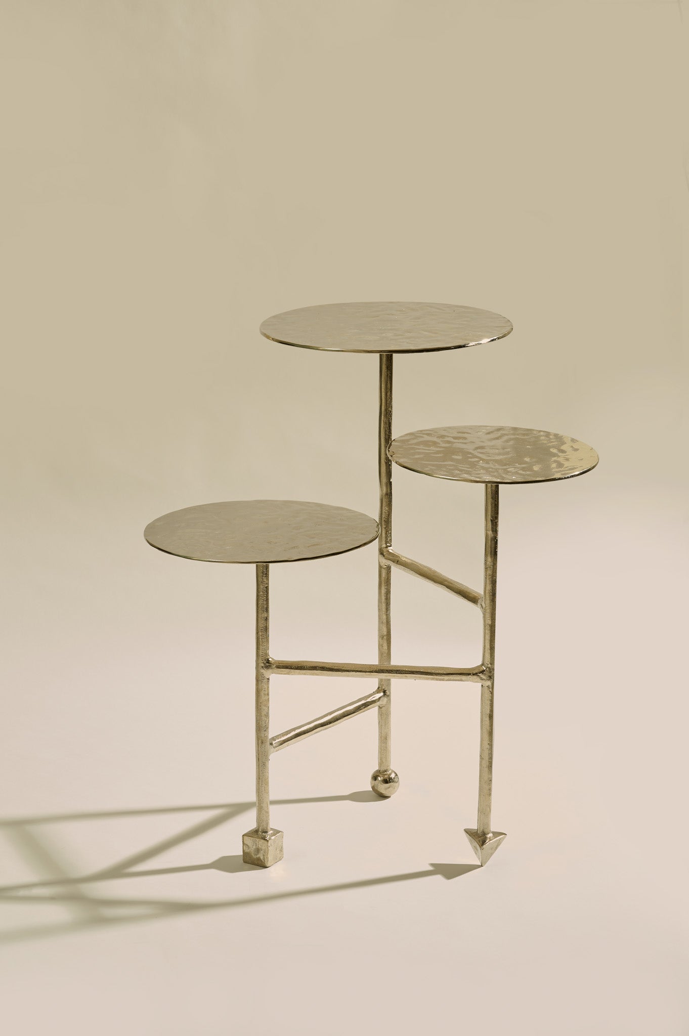 Trillium table