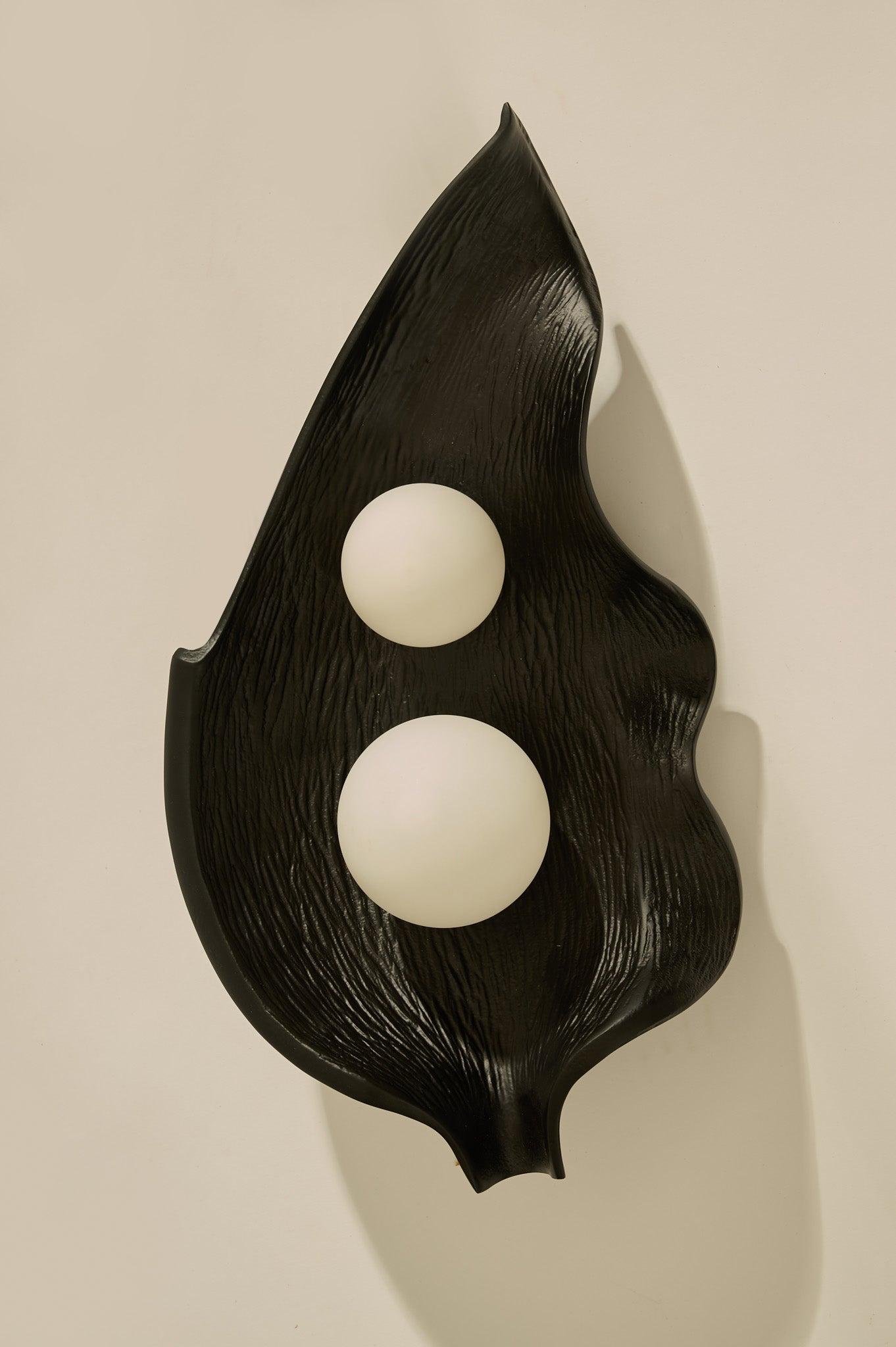 Foliage Wall Light